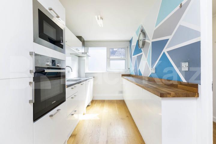 			1 Bedroom, 1 bath, 1 reception Flat			 Mackenzie Road, Caledonian Road